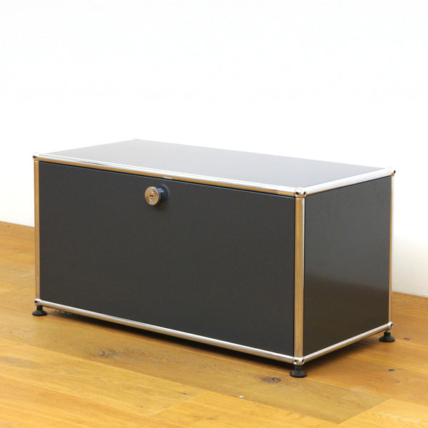 USM Haller Regal #1086 1x1 mit Klapptüre