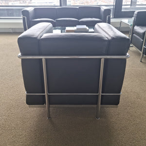 Fauteuil Cassina Le Corbusier LC2 1 place cuir
