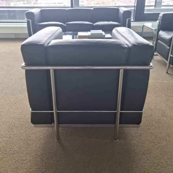 Fauteuil Cassina Le Corbusier LC2 1 place cuir