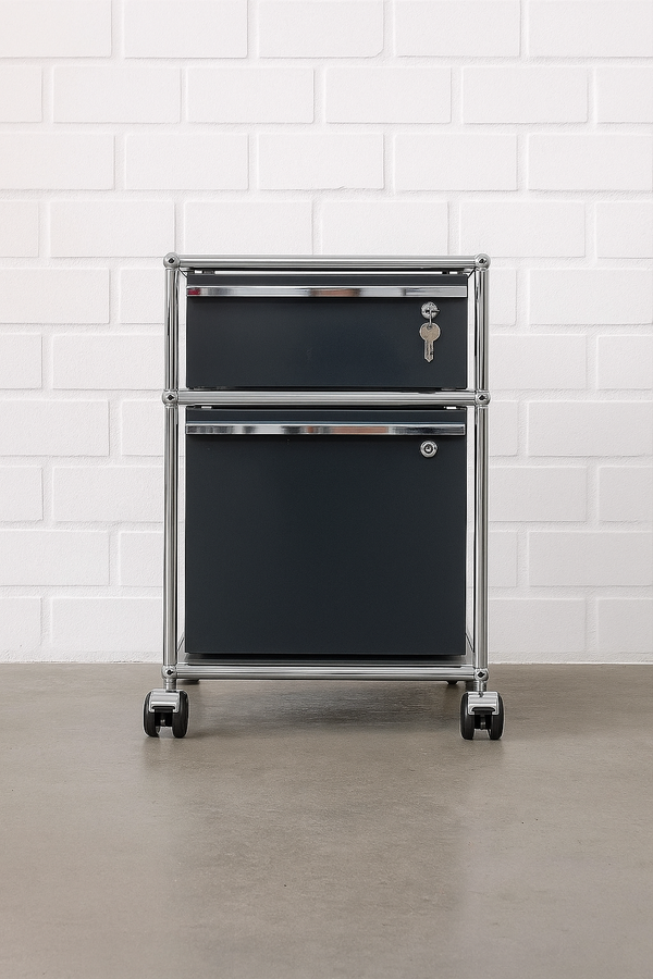 USM Haller Korpus A6/A4 in Anthrazitgrau mit Schloss