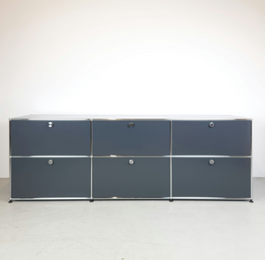 USM Sideboard mit 2 Ausziehtablaren