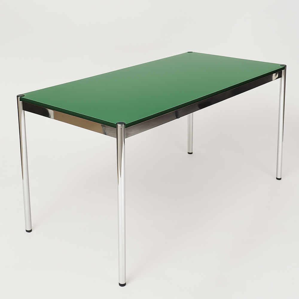 USM Haller Glas lackiert