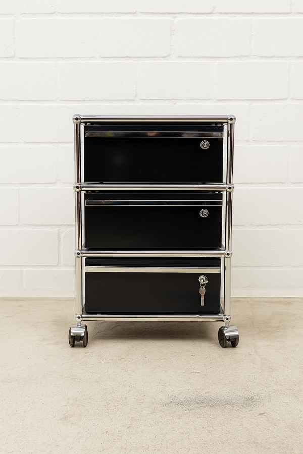 USM Haller Korpus A6/A6/A6 in Graphitschwarz mit Schloss