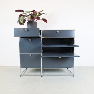 Meuble bas USM Haller gris anthracite