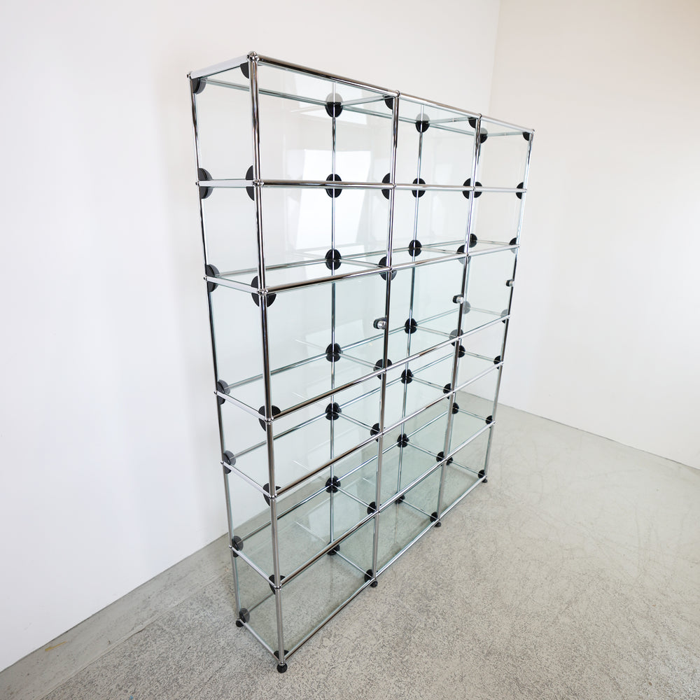 USM Glasvitrine mit Türen 3x6