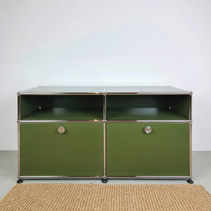 USM Sideboard 2x2 mit Auszieh- und Zwischentablar