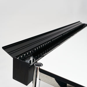 Kabelkanal zu USM Haller Tisch