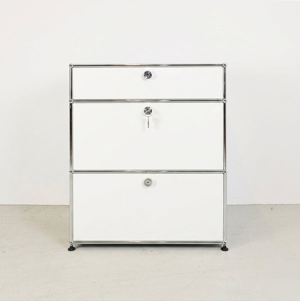 USM Regal 1x3 mit Klapp- und Ausziehtüren