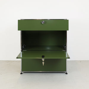 USM Regal 1x3 mit Klapp- und Ausziehtüren